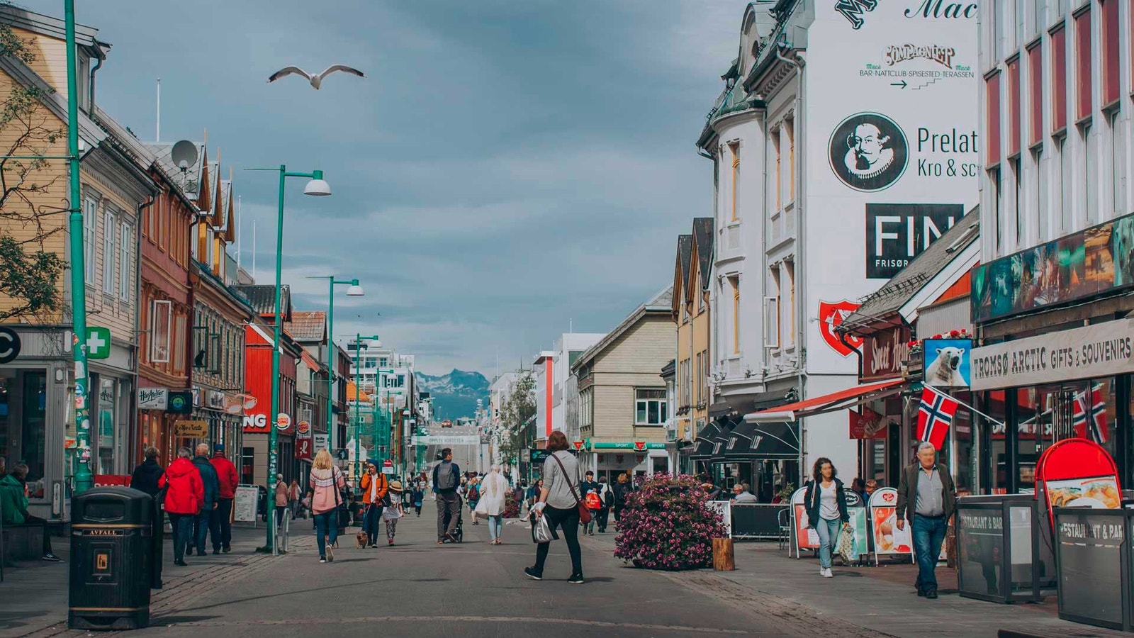 Storgata er Tromsøs hovedgate. Gata har mange spise- og utesteder samt butikker og er gågate fra Fredrik Langes gate til Bispegata. Galleribilde