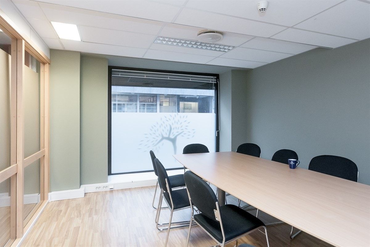 Jernbanegata-11-9 Galleribilde