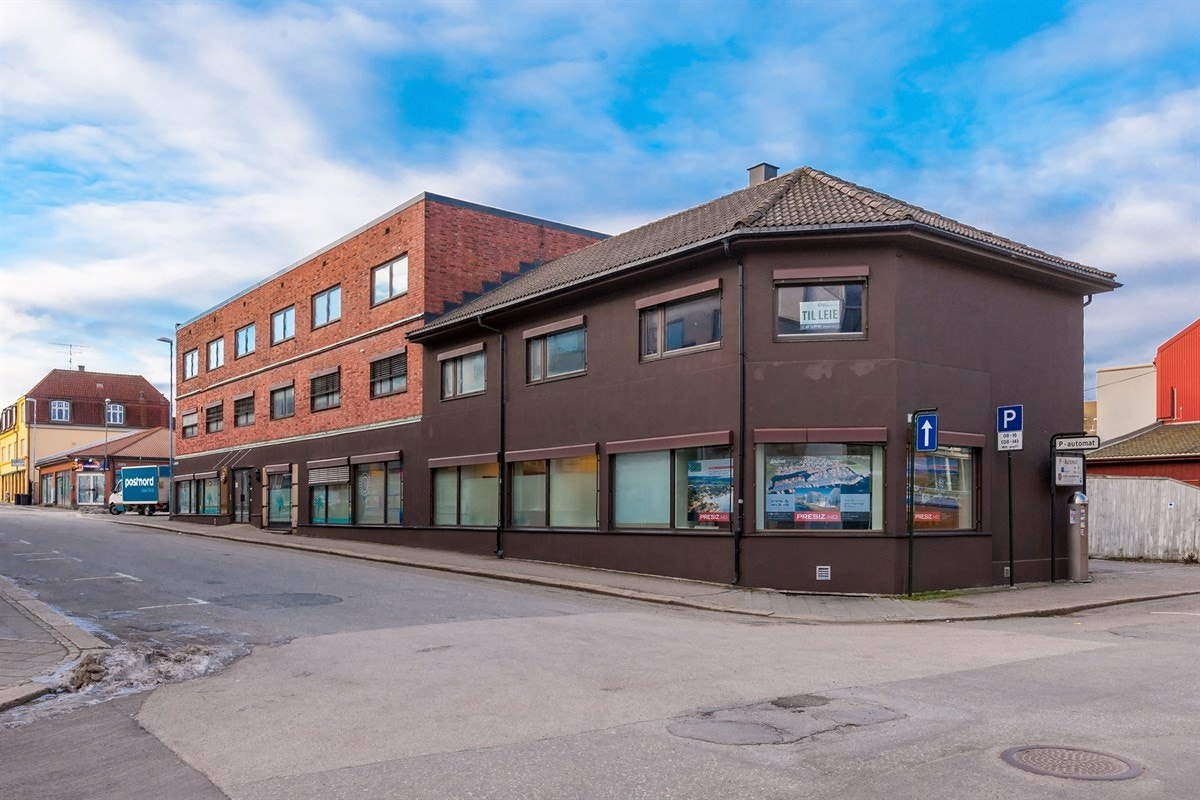 Jernbanegata-1 Galleribilde