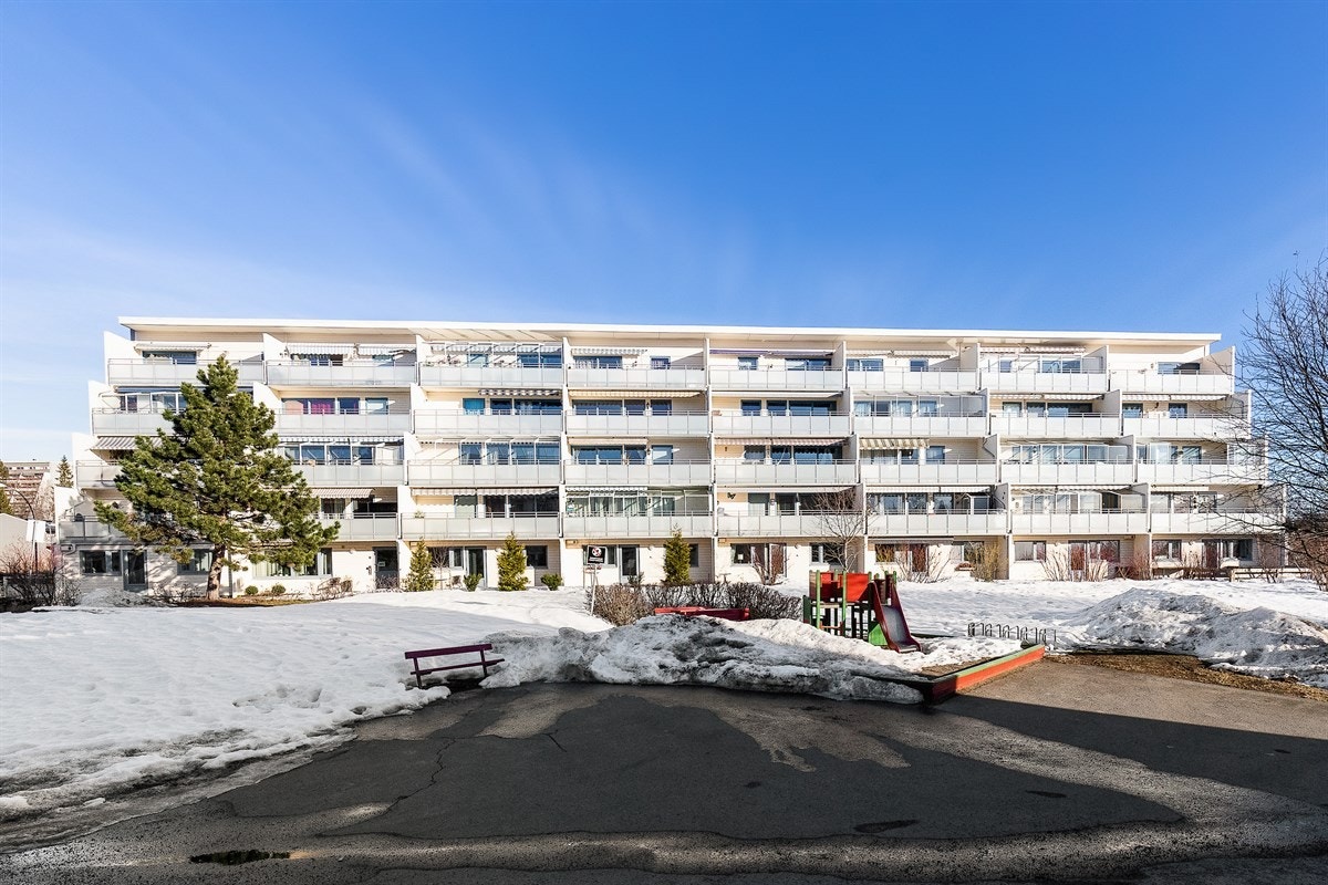 Fasade fra vestsiden av bygget Galleribilde