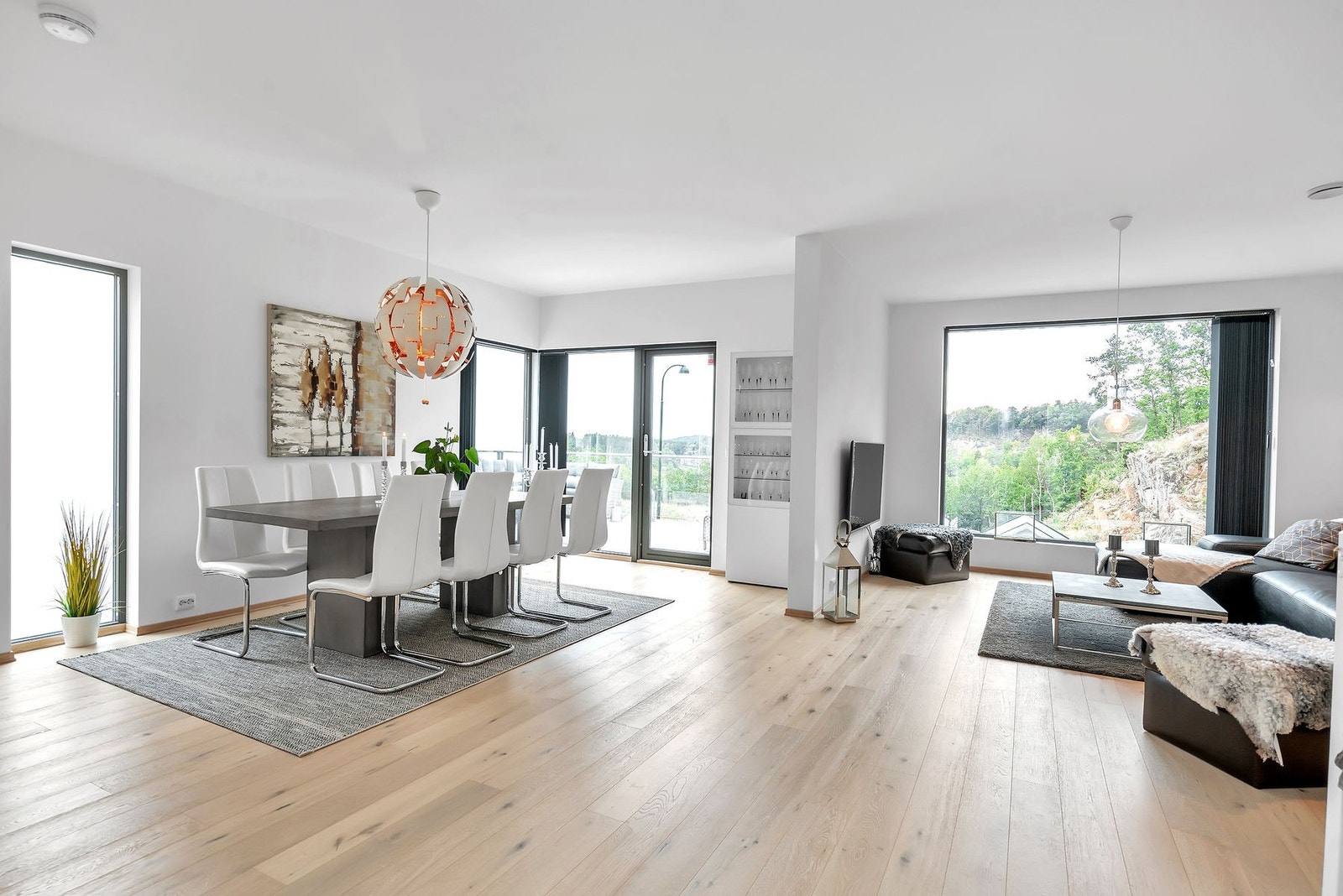 Stue med utgang til terrassen Galleribilde