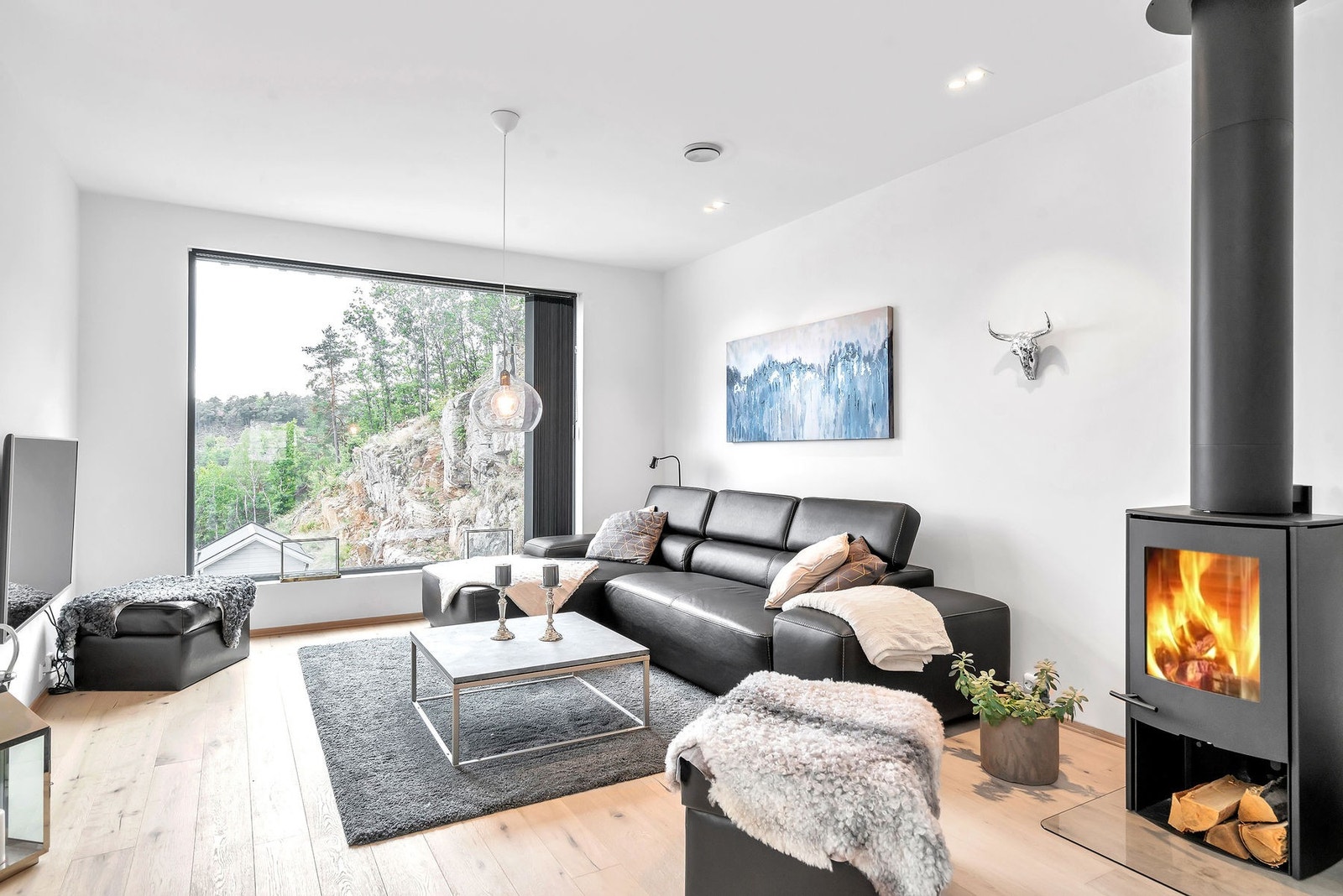 Peisovnen gir ekstra hygge og varme på kalde kvelder Galleribilde