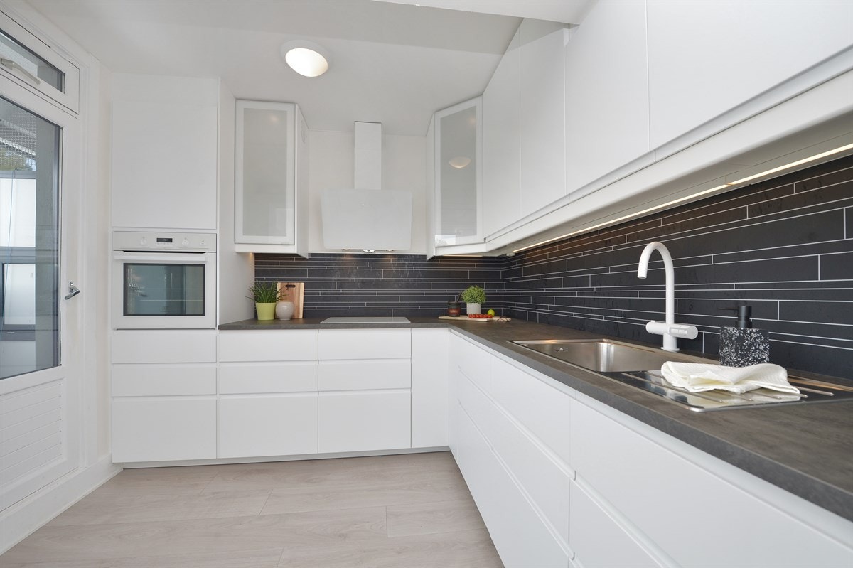 Lekkert kjøkken fra 2019 Galleribilde