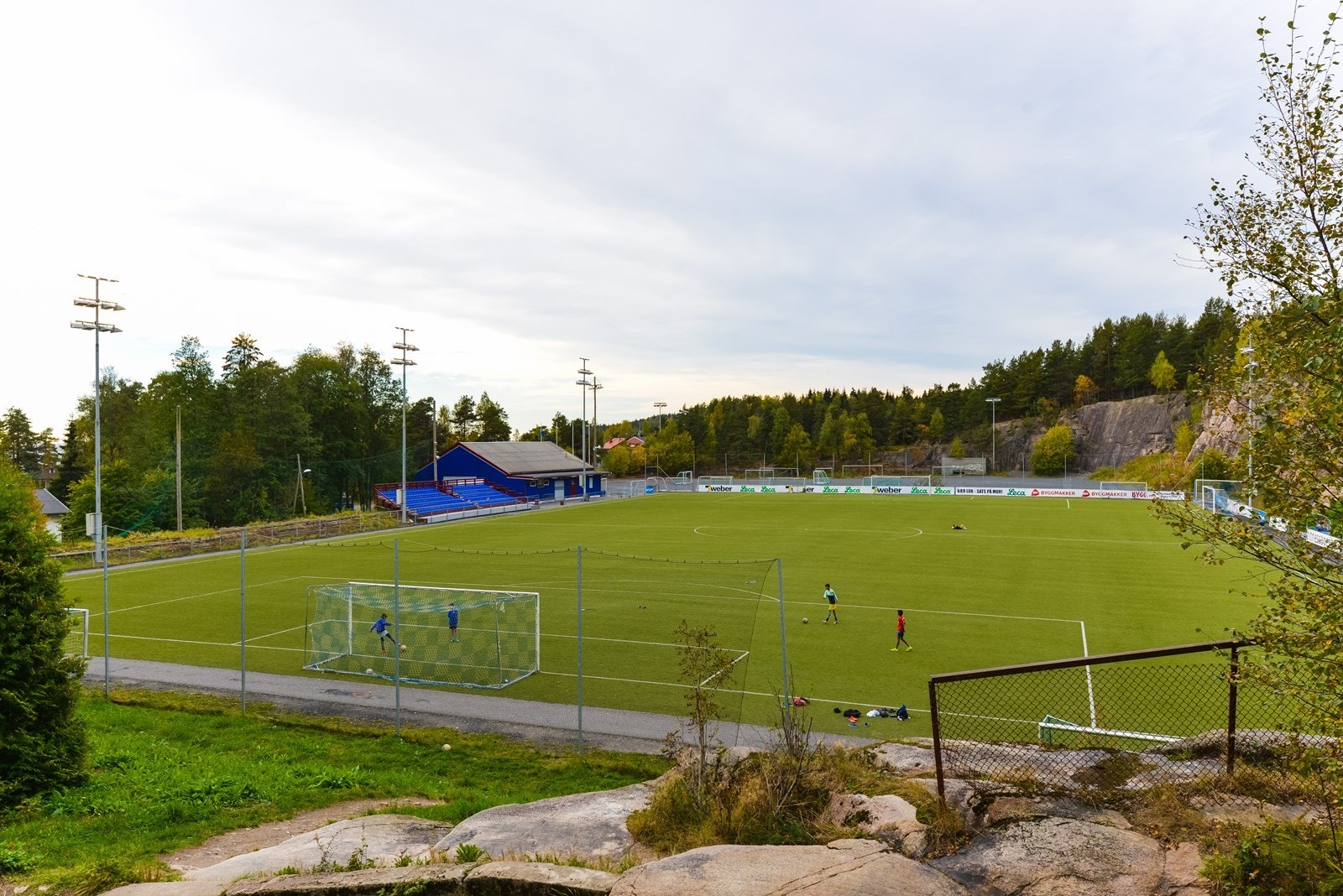 Fotballbane i nærområdet. Galleribilde