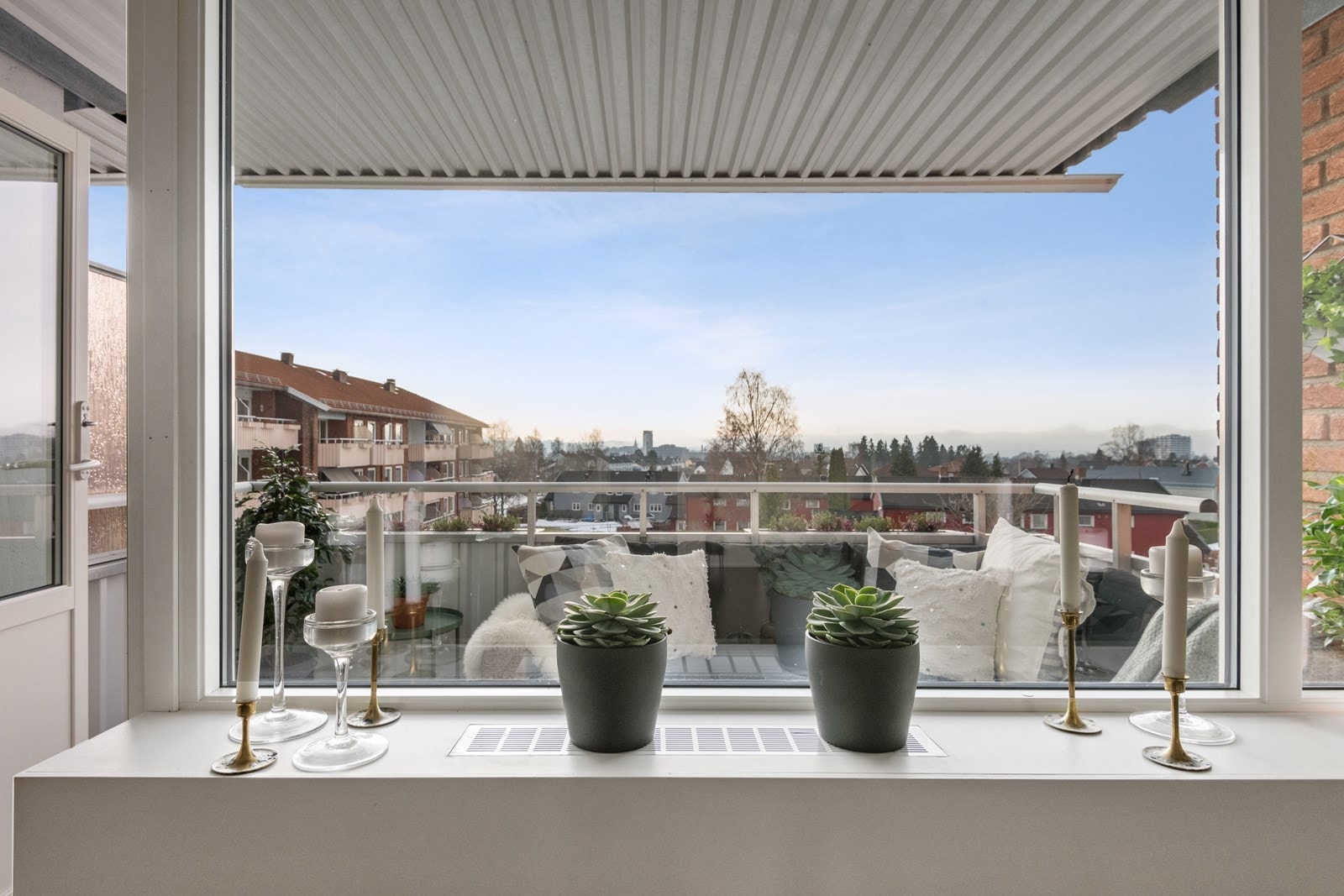 Luftig utsyn, samt ingen innsyn. Galleribilde