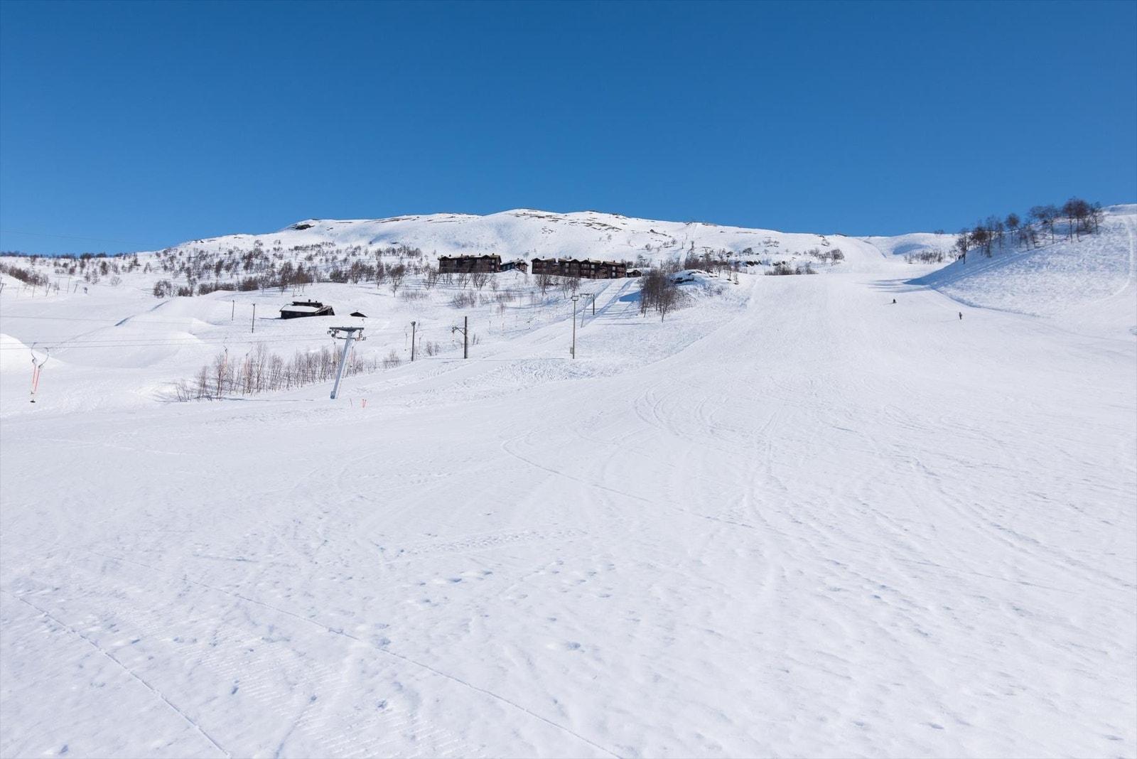 Alpintanlegget på Vågslid har hele 13 preparerte skiløyper og 6 skitrekk samt eget barnetrekk/band. Galleribilde
