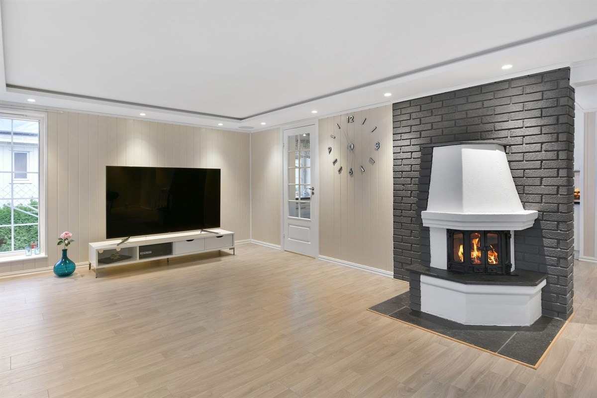 Lyskasse med downlights setter ekstra stemning på kveldstid. Galleribilde