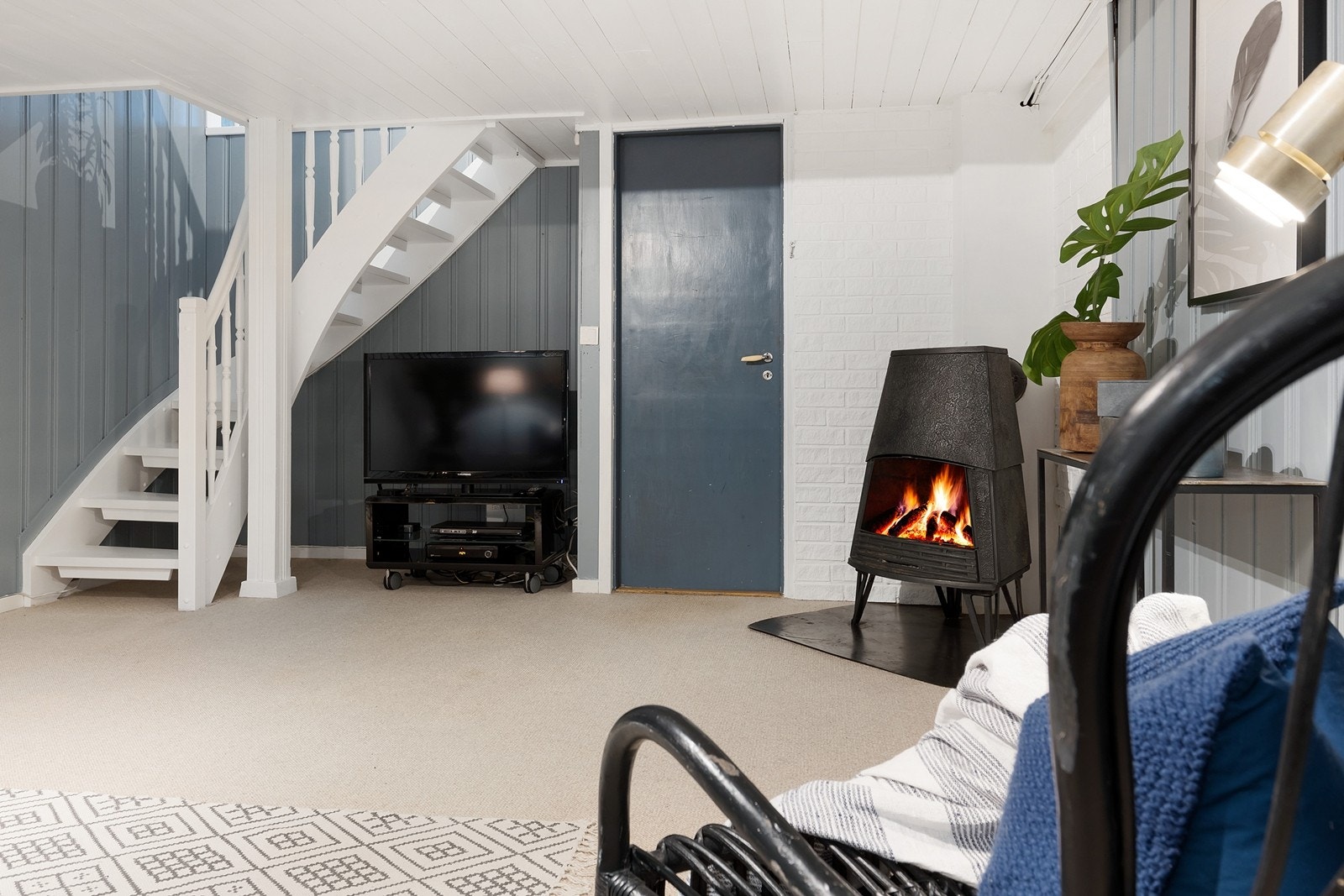 Fra kjellerstuen er det direkte adkomst til fellesareal med privat boder Galleribilde