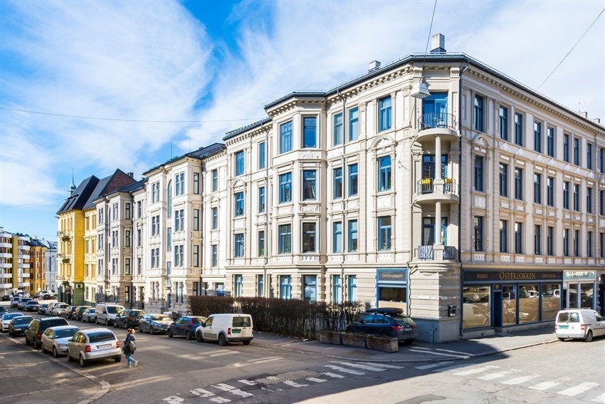 Sommer i Eckersbergs gate 4. Galleribilde