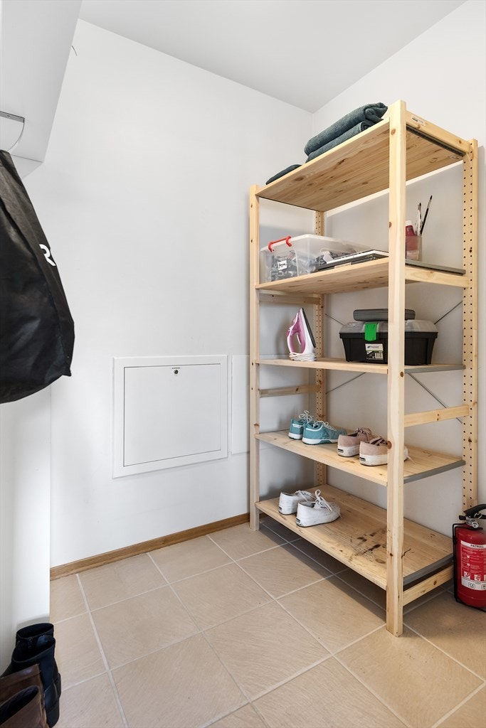 Perfekt dersom du trenger mer oppbevaringsplass. Eller kanskje et "walk in closet"? Galleribilde