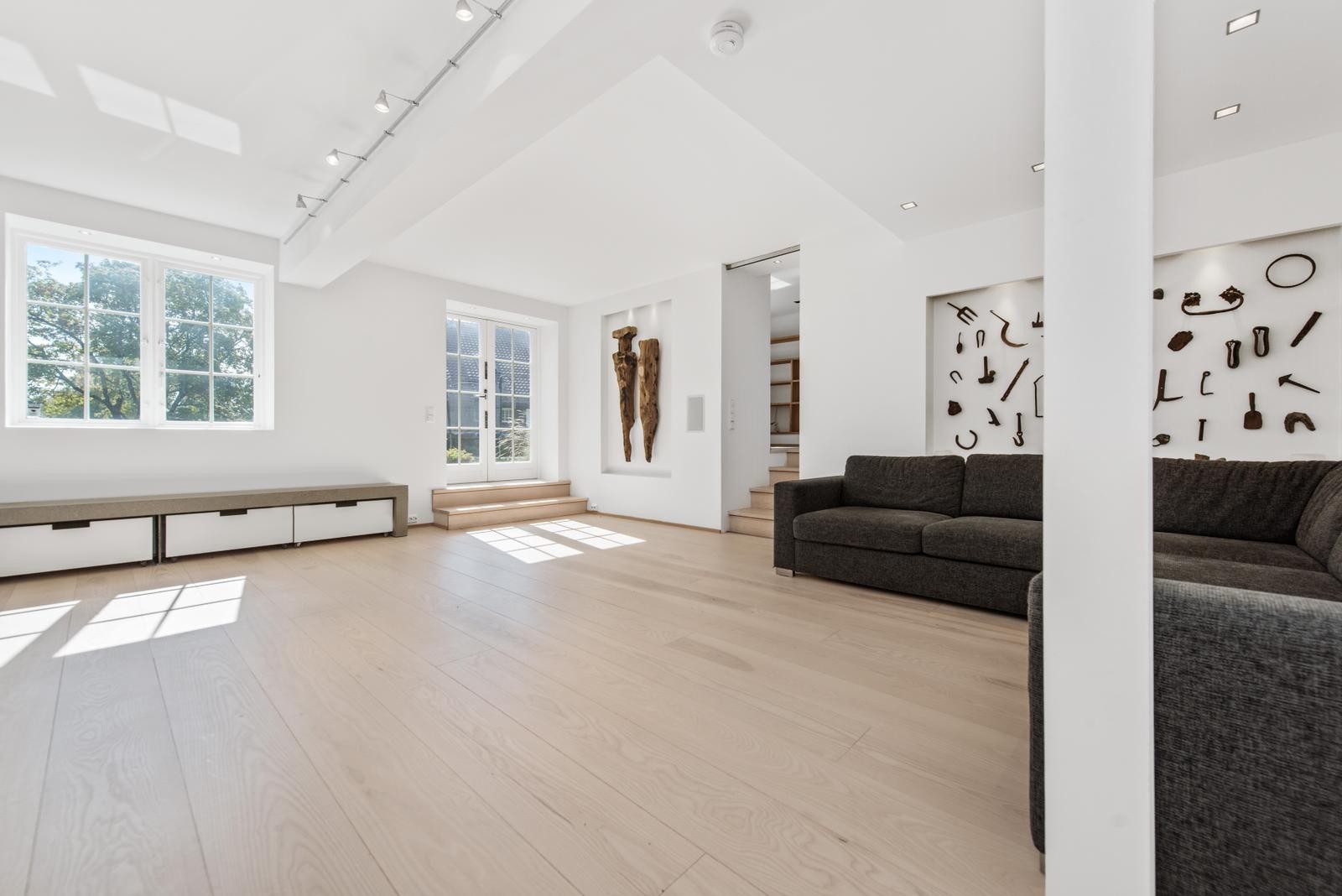 TV- stue som nå uten innredning: Galleribilde