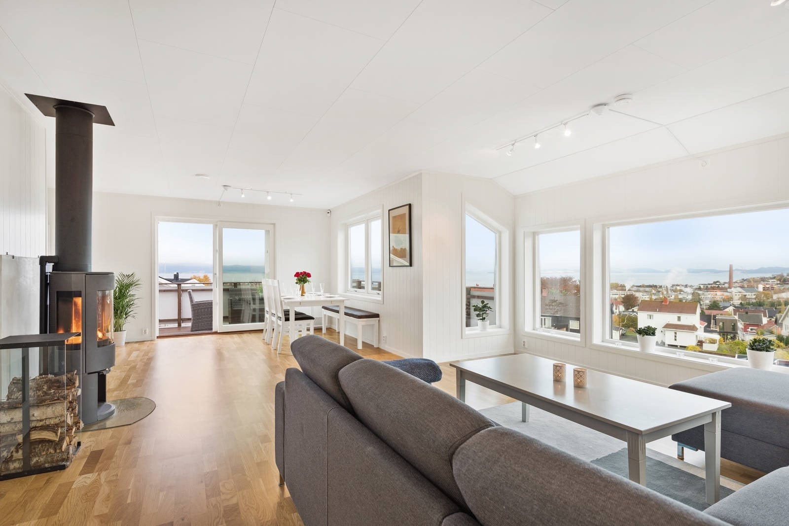 RANHEIM/OLDERDALEN - Flott enebolig med utsikt - Attraktivt område med nærhet til alt - Bygd i 2014 - TG0 på våtrom Galleribilde