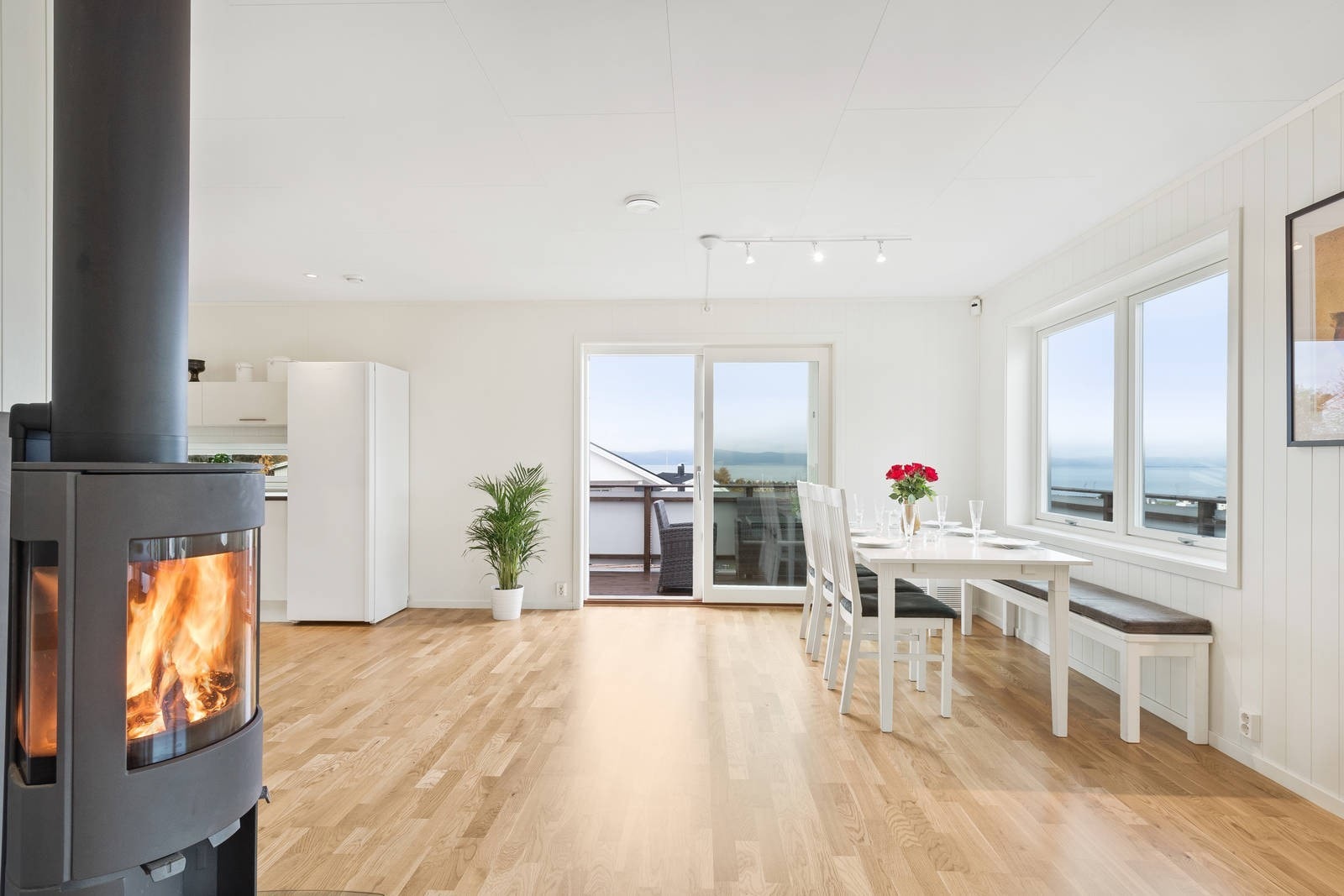 Flott og romslig stue i 1. etg. Galleribilde