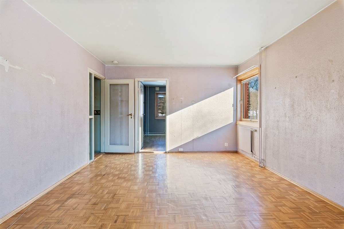 Stuen er av god størrelse og lett og møblere. Galleribilde