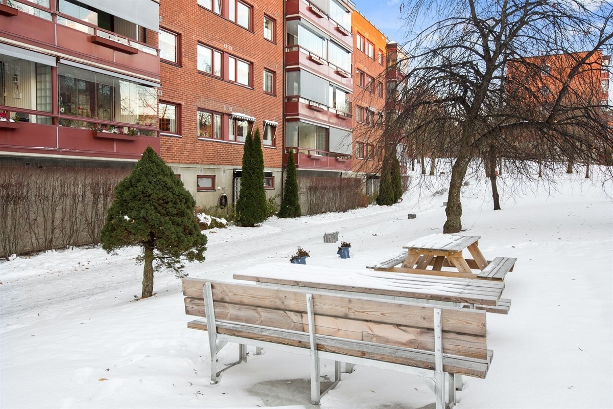 Velkommen til Haugerud borettslag, et borettslag med store parklignende felelsområder, her er det lett å trives! Galleribilde