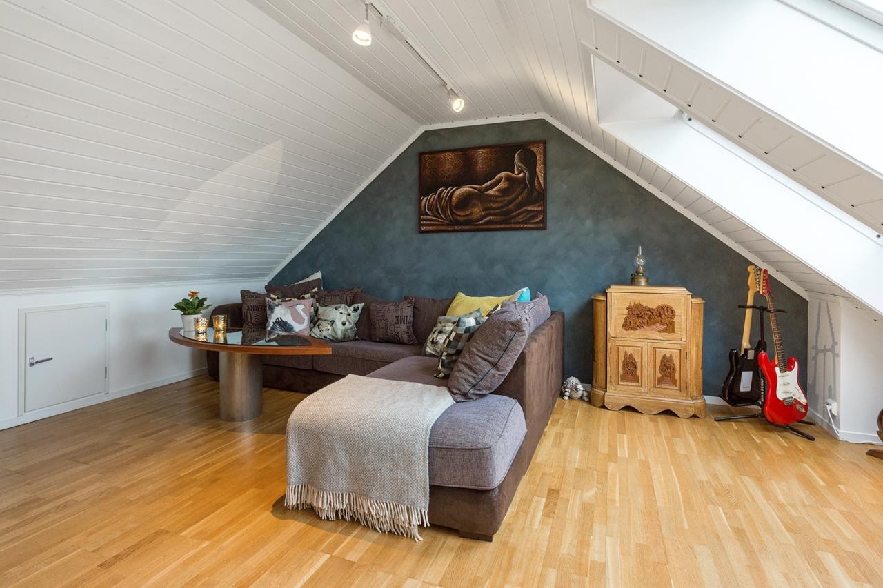 Loftstue Galleribilde