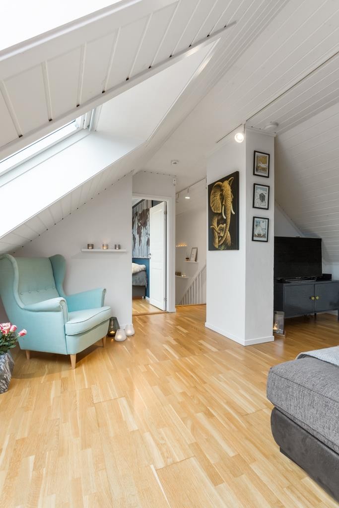 Loftstue Galleribilde