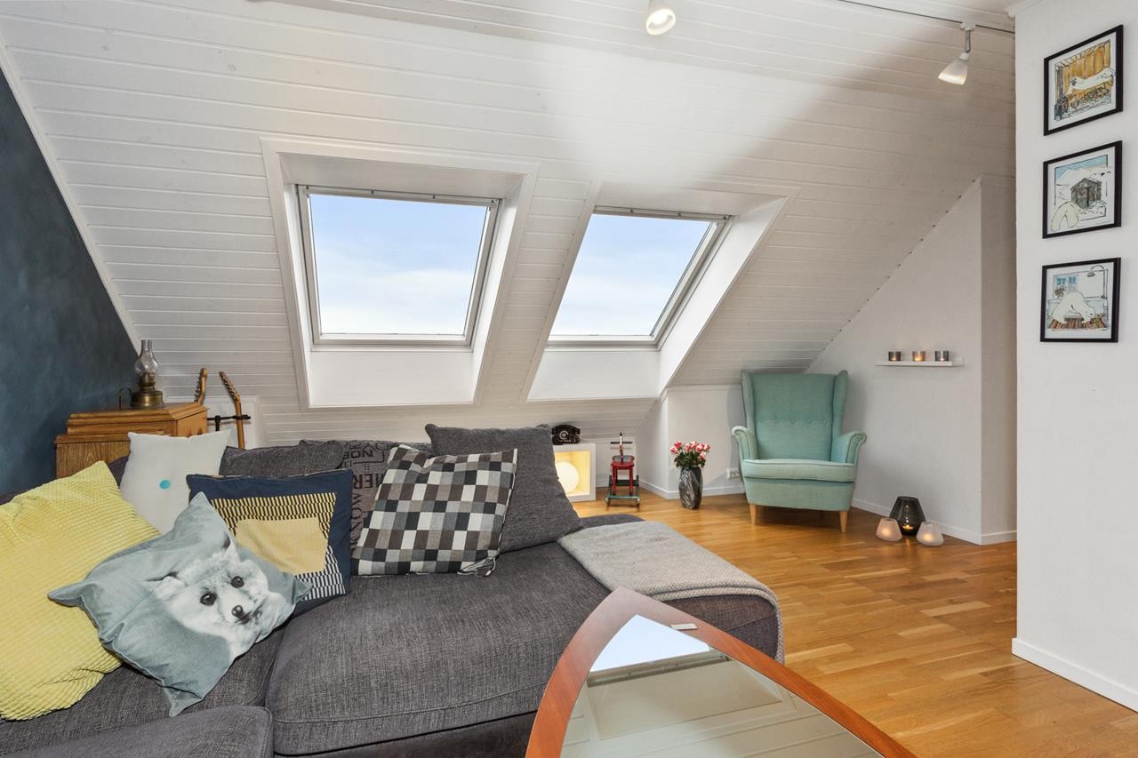 Loftstue Galleribilde