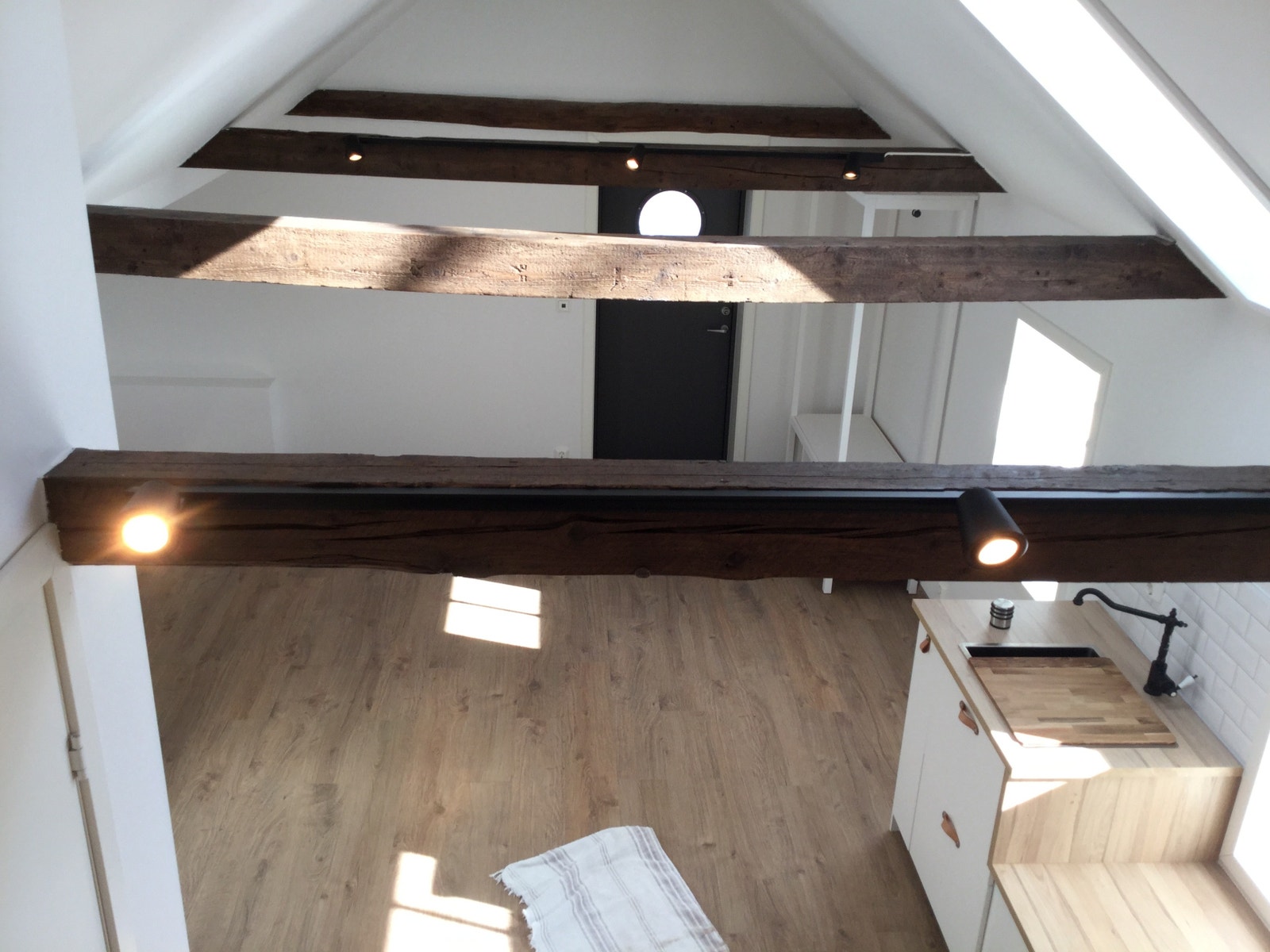 Gamle bærebjelker er bevart Galleribilde