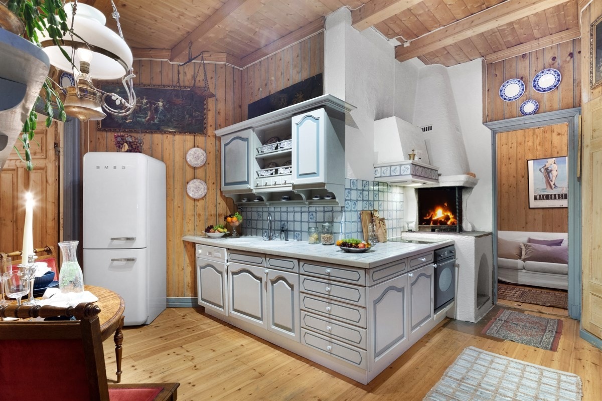 Kjøkkeninnredning fra Simatic med tradisjonelt uttrykk Galleribilde