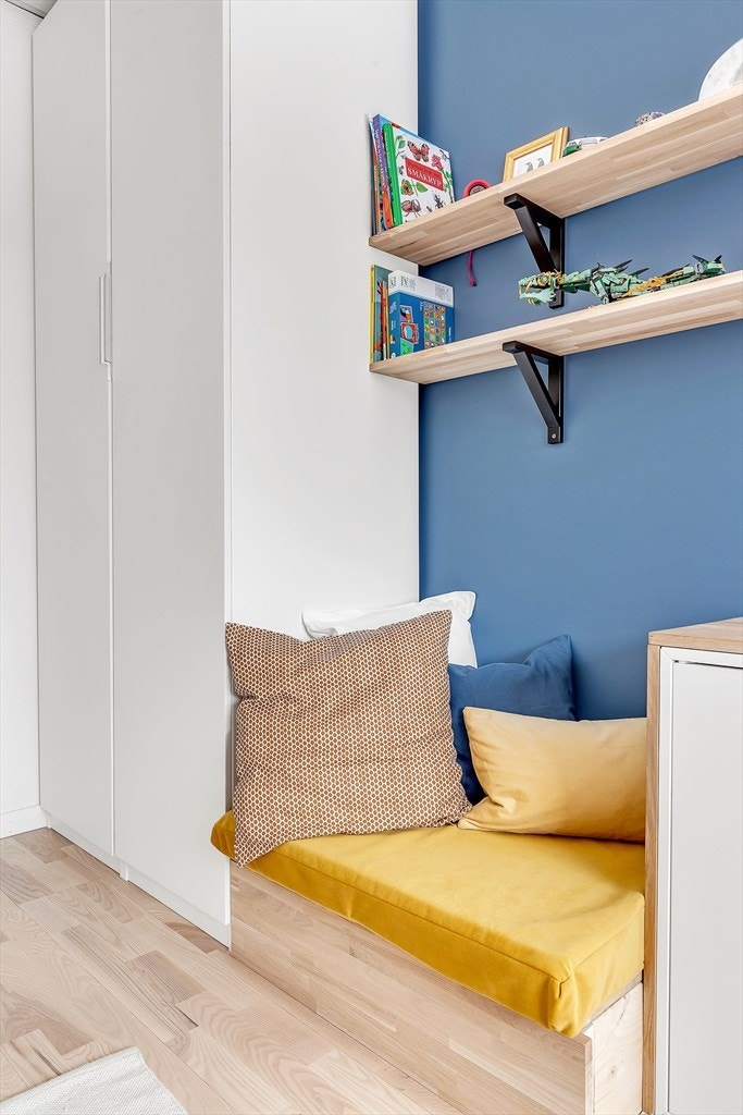 Soverom 3, detalj. Galleribilde