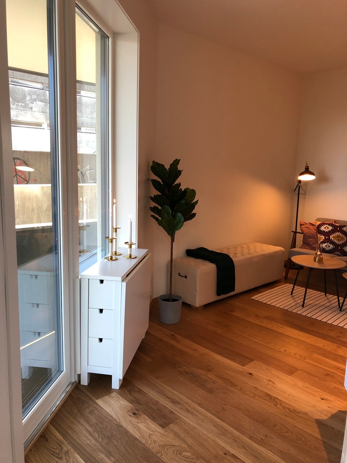 Stue MEF utgang til terasse. Galleribilde
