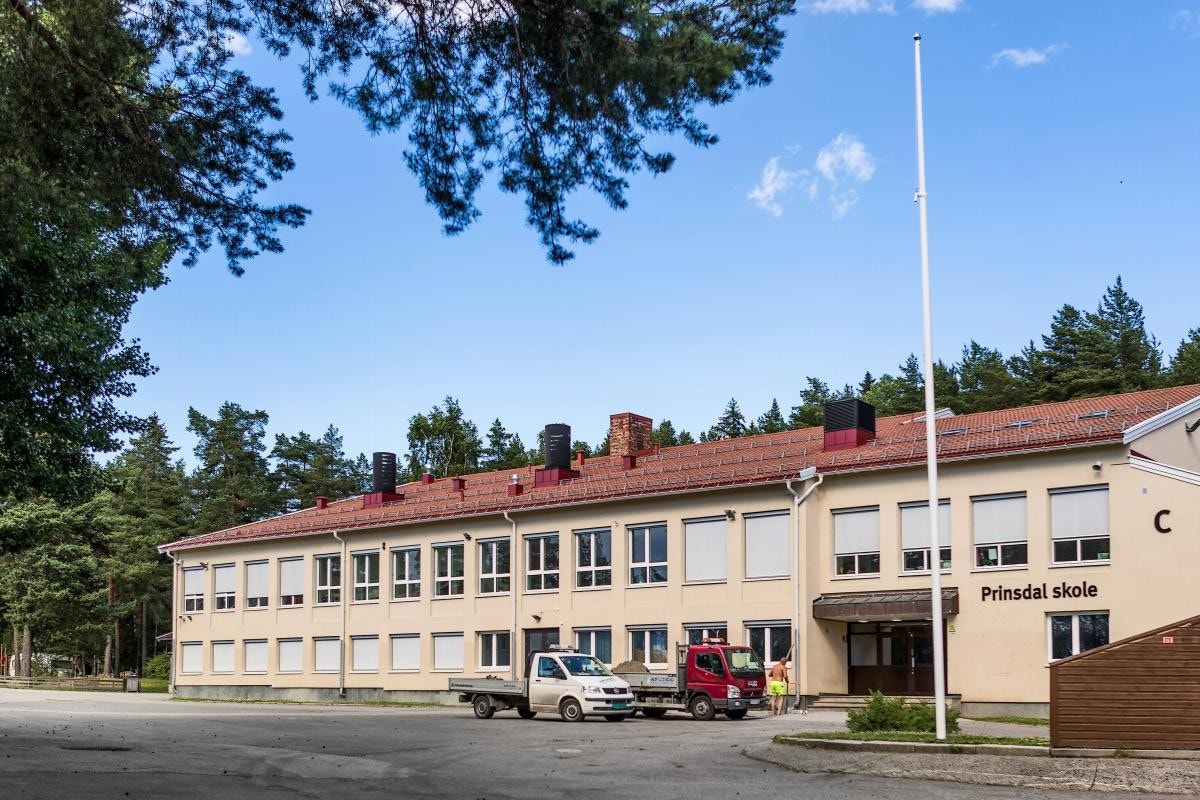 Prinsdal barneskole. Skolen er for tiden under ombygging. Galleribilde