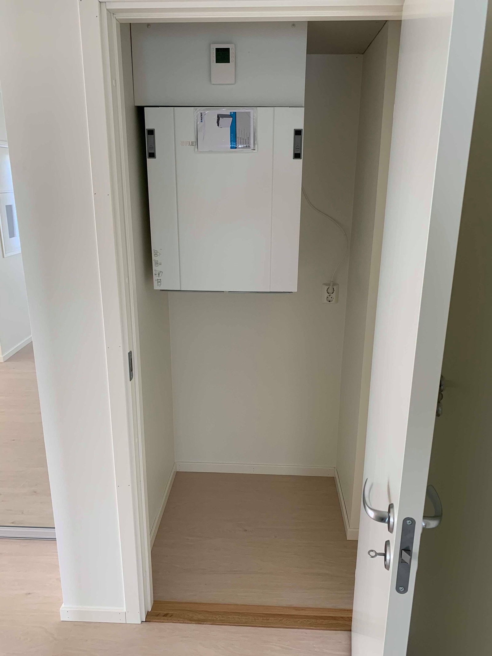 Lite bod med aggregat til balansert ventilasjon Galleribilde