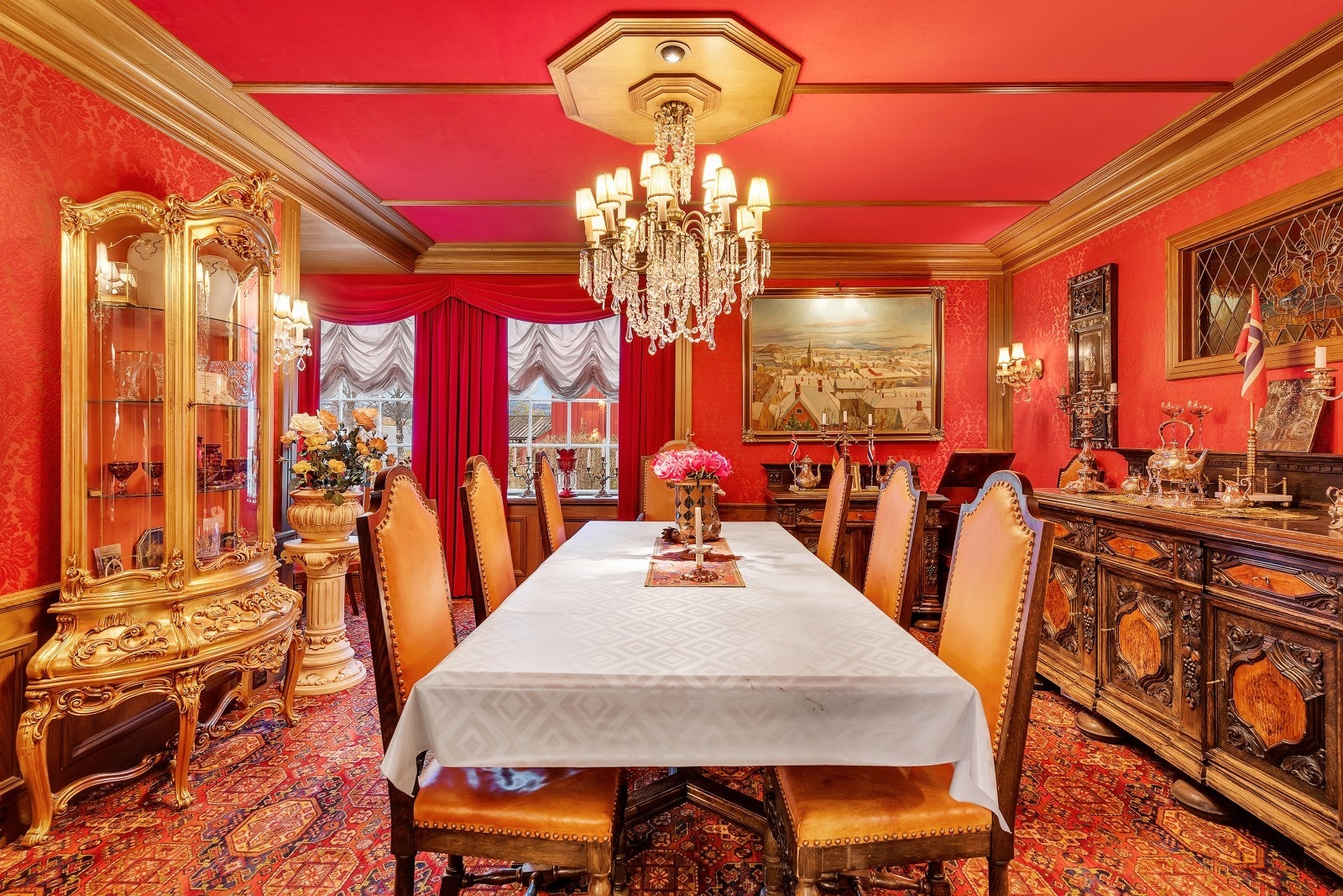 Vakker spisestue på 22 kvadratmeter. Galleribilde