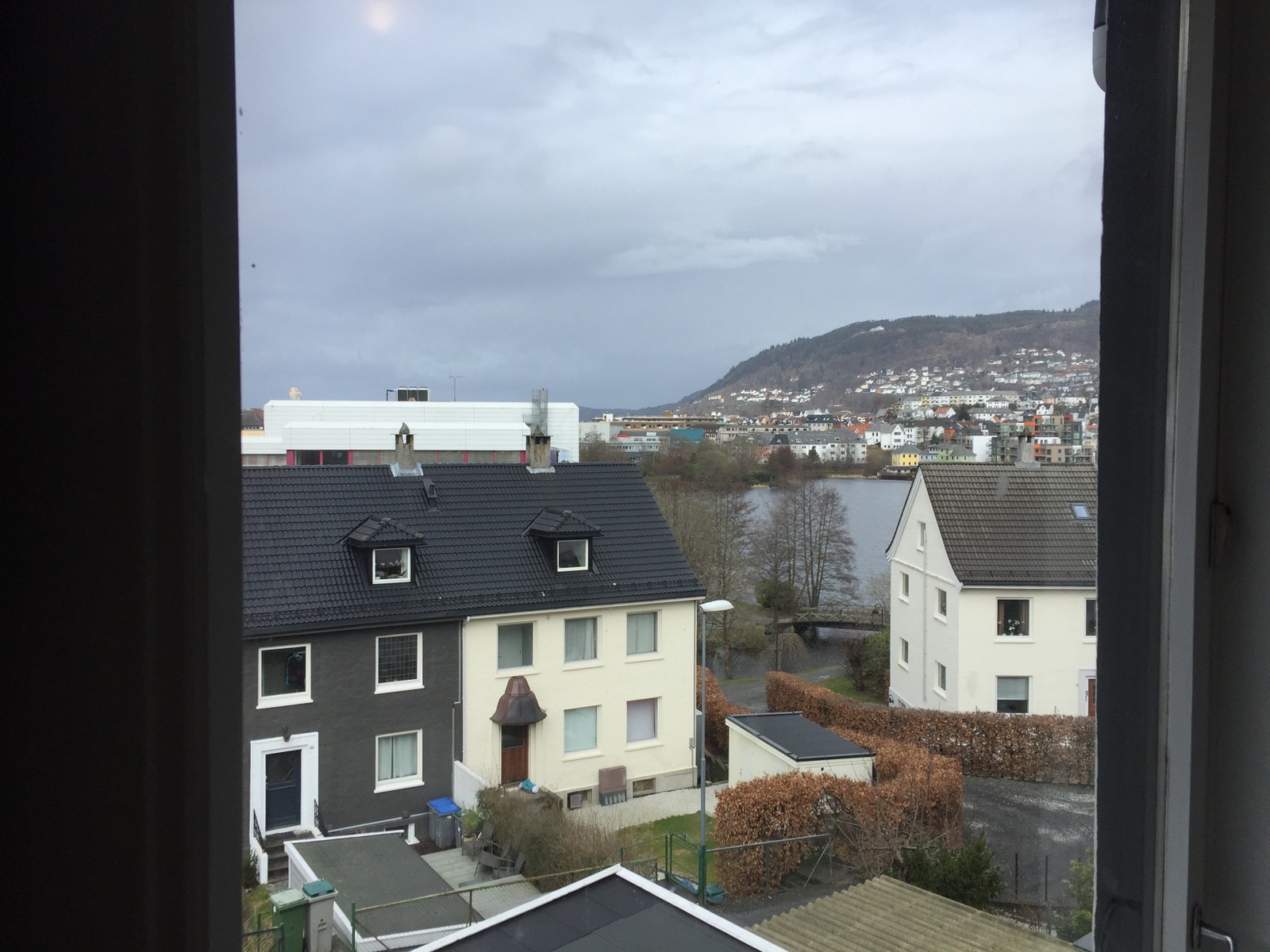 Utsikt fra kjøkken Galleribilde