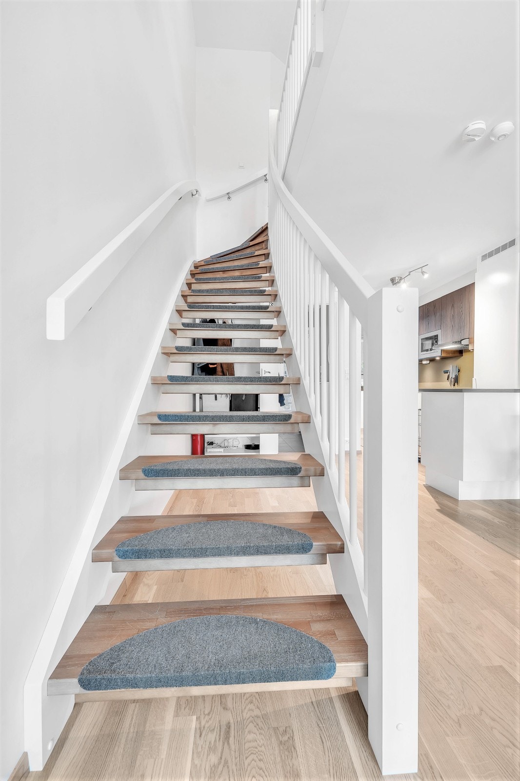 2.etasje består av 3 soverom, bad og bod Galleribilde