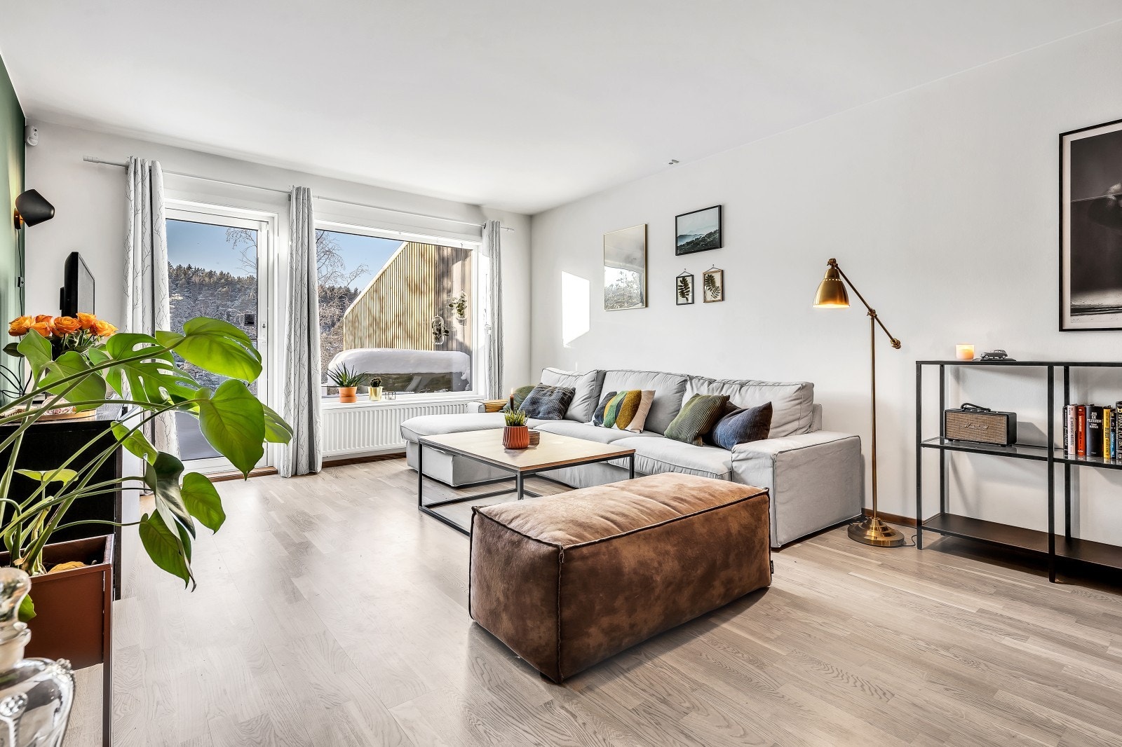 Grunnpakke for kabel-tv og bredbånd er inkludert i felleskostnadene Galleribilde