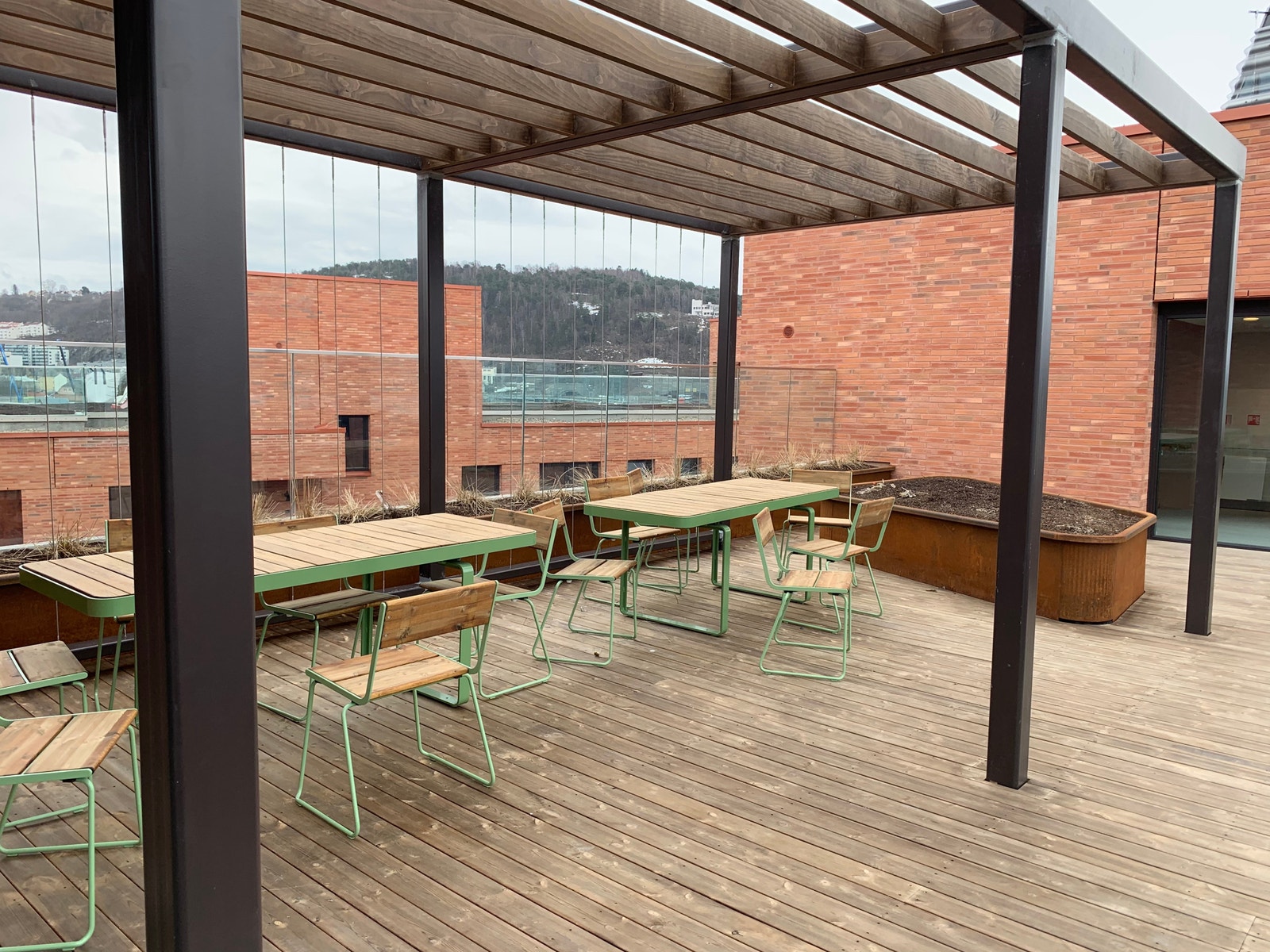 Takterrasse med felles sittegruppe for beboerne Galleribilde