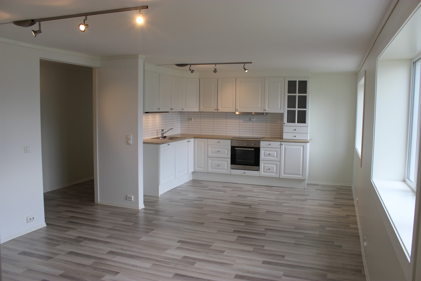 Kjøkken fra stuen 2. Galleribilde