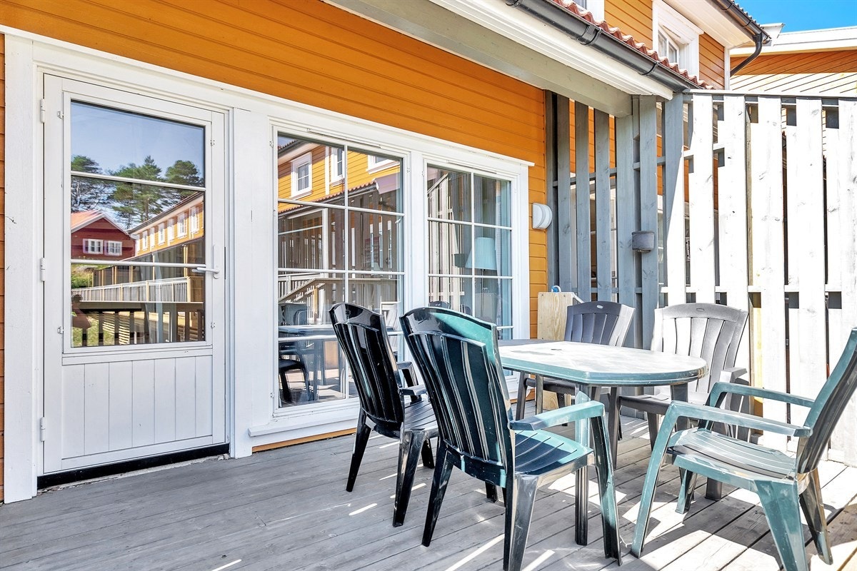 Egen uteplass. Gjøres oppmerksom på at dette bildet er fra leilighet 806. Galleribilde