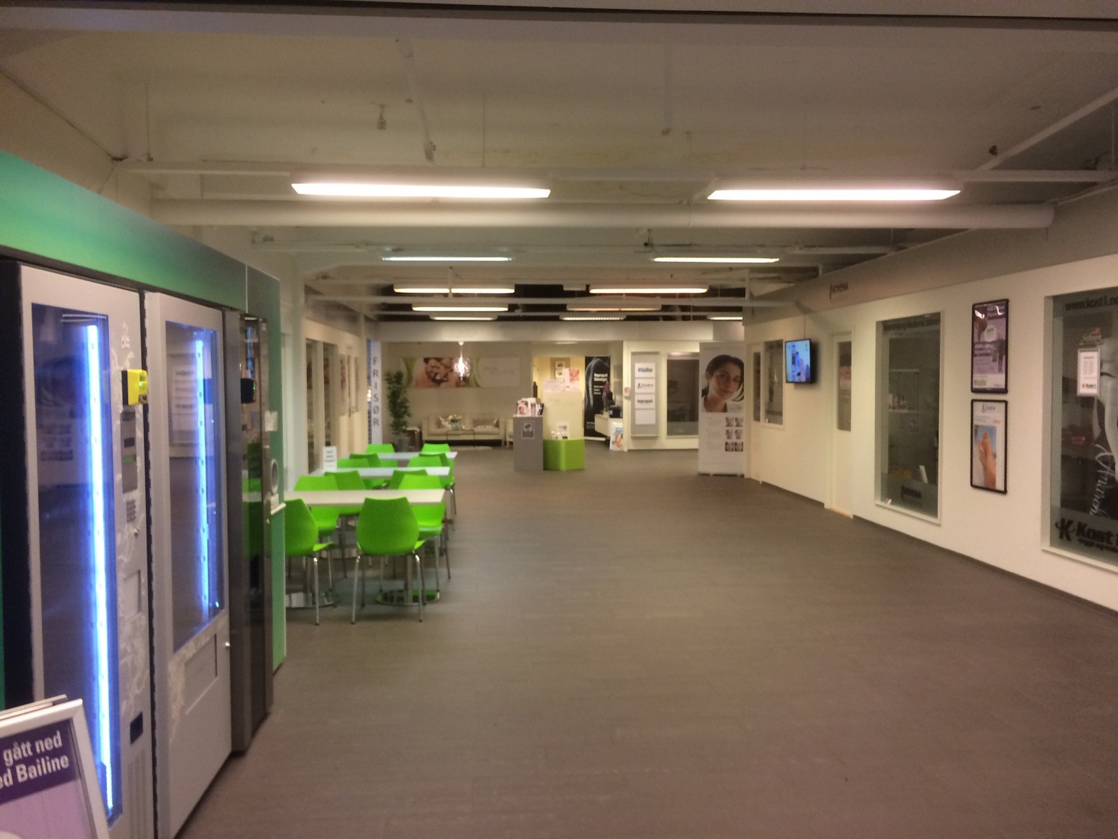 Snacks og sitteplasser Galleribilde