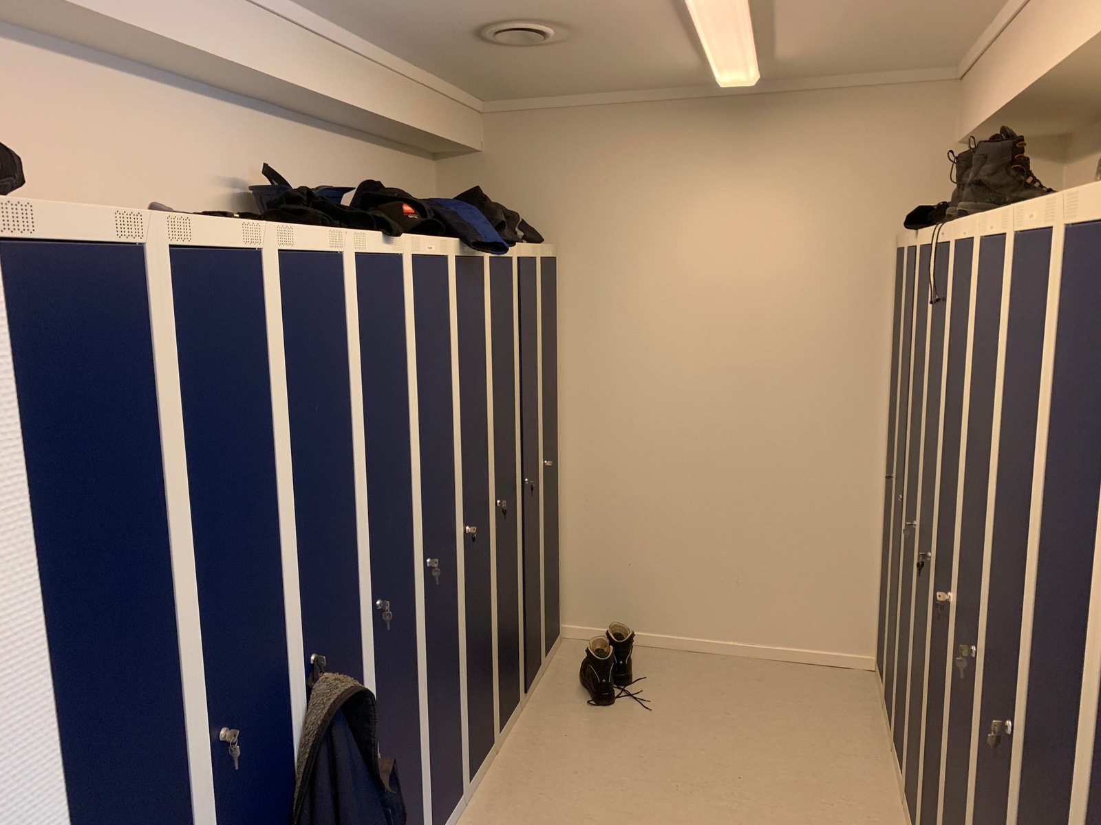 Garderobe Galleribilde