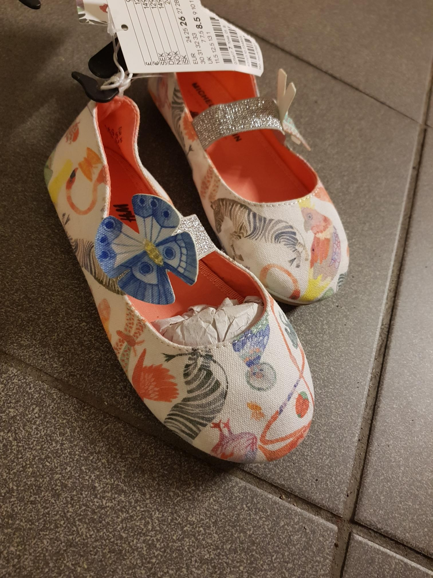 NYE sko fra H&M i str 26 innersåle 16.5 | FINN.no NYE sko fra H&M i str 26 innersåle 16.5 | FINN.no