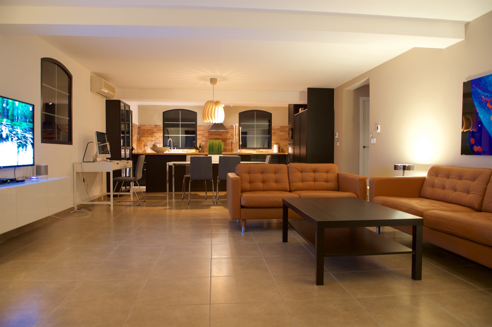 Norske kanaler + Netflix etc. på TV'n (Apple TV4) Galleribilde