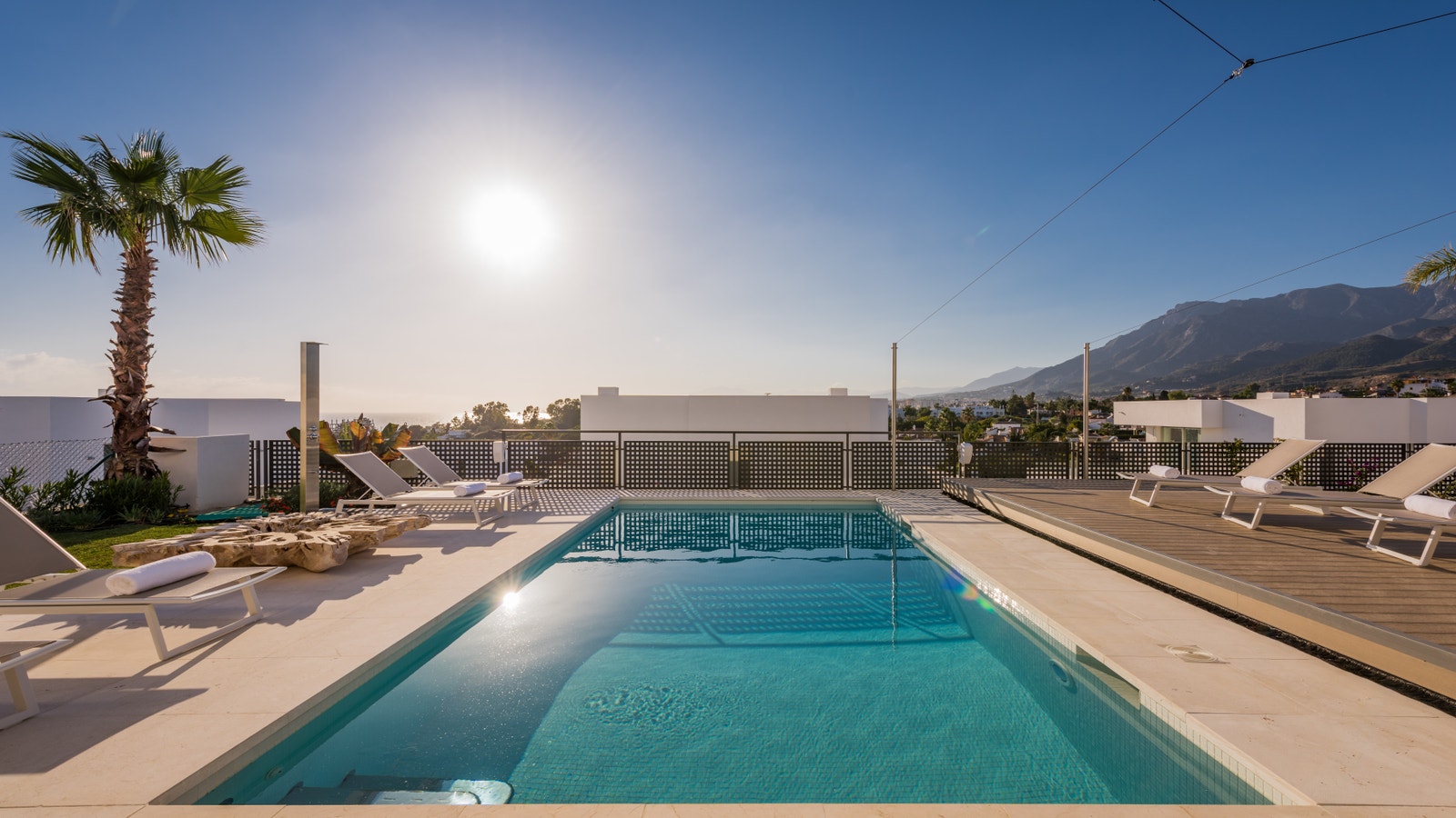 Heated pool Galleribilde