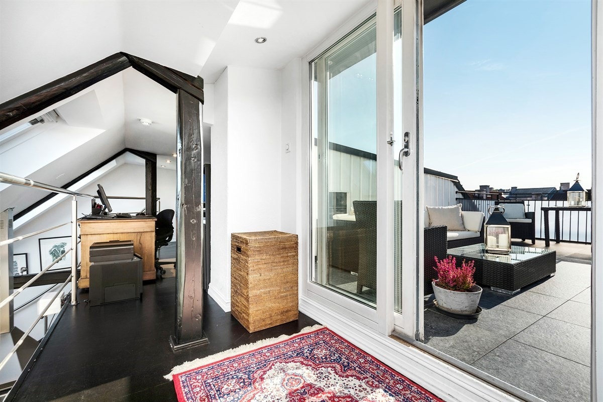 Hems med utgang til takterrasse. Galleribilde