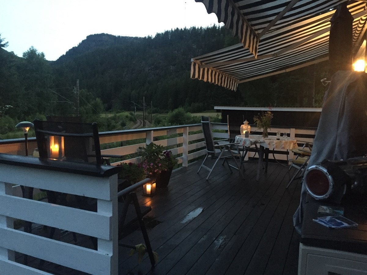 Terrasse på ca. 18 kvm. med to markiser Galleribilde