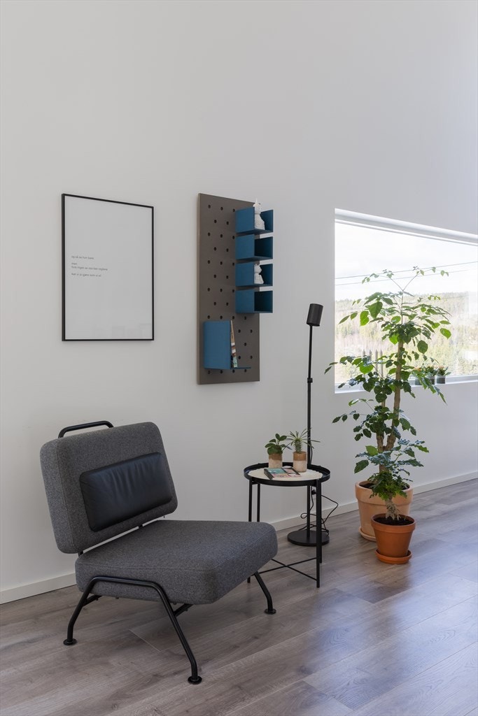 Det er gulvvarme i hele første etasje, samt på bad i andre etasje. Galleribilde