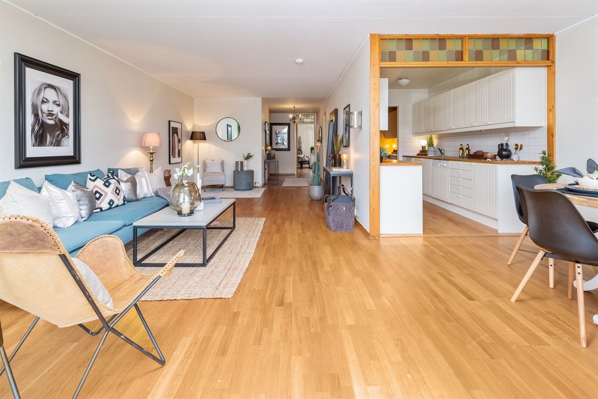 Stue og kjøkken Galleribilde