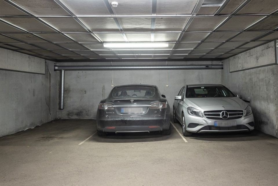 Gjelder plassen til høyre i bildet Galleribilde