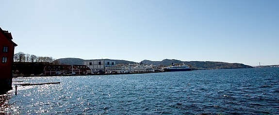 Utsikt mot Bontelabo og Skuteviksbodene Galleribilde