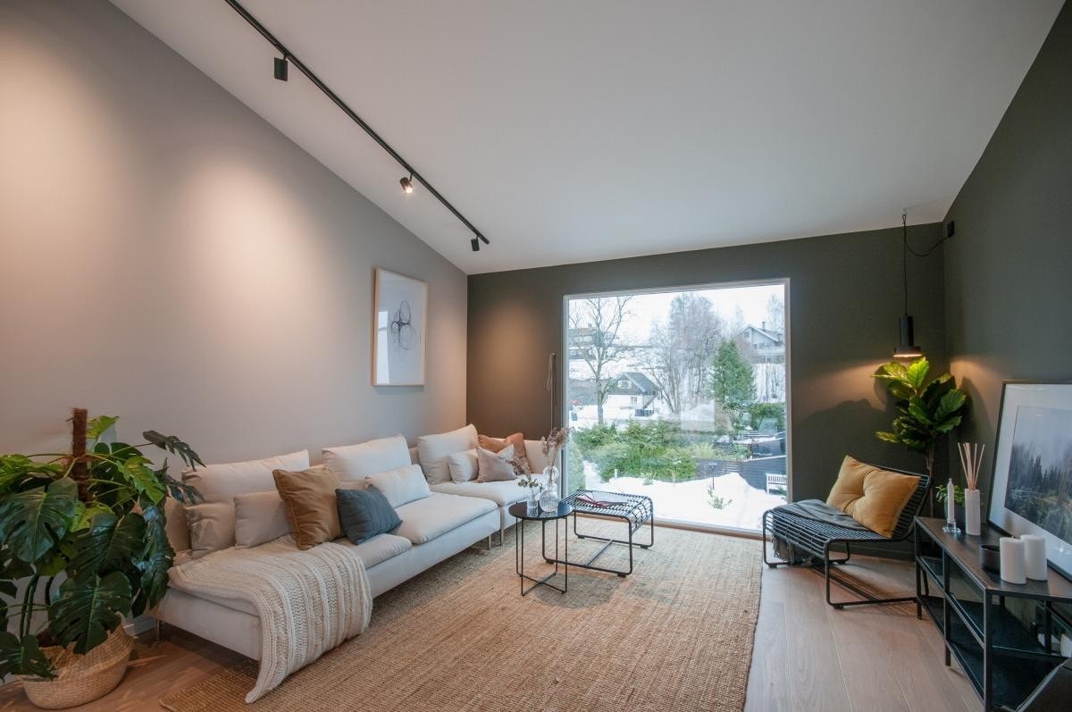 En lekker, nyoppusset tomannsbolig i barnevennlige omgivelser Galleribilde