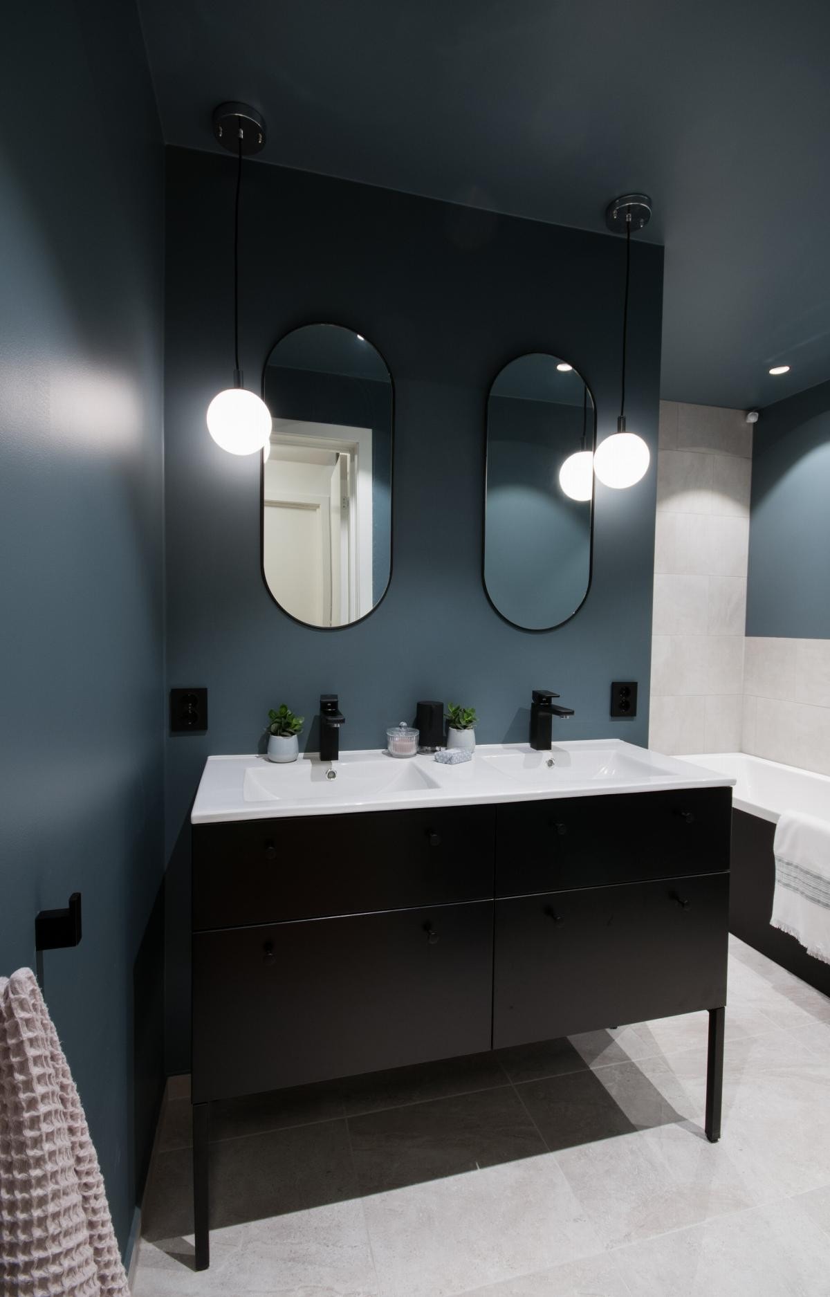 Meget tiltalende bad med gulvvarme - nytt i 2019 Galleribilde