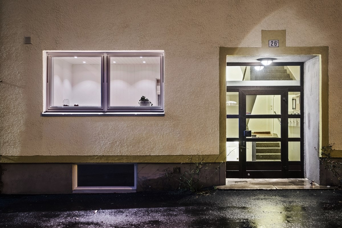Eie Eiendomsmegling v/ Kristian Haltvik - Leiligheten ligger i en høy 1 etasje Galleribilde