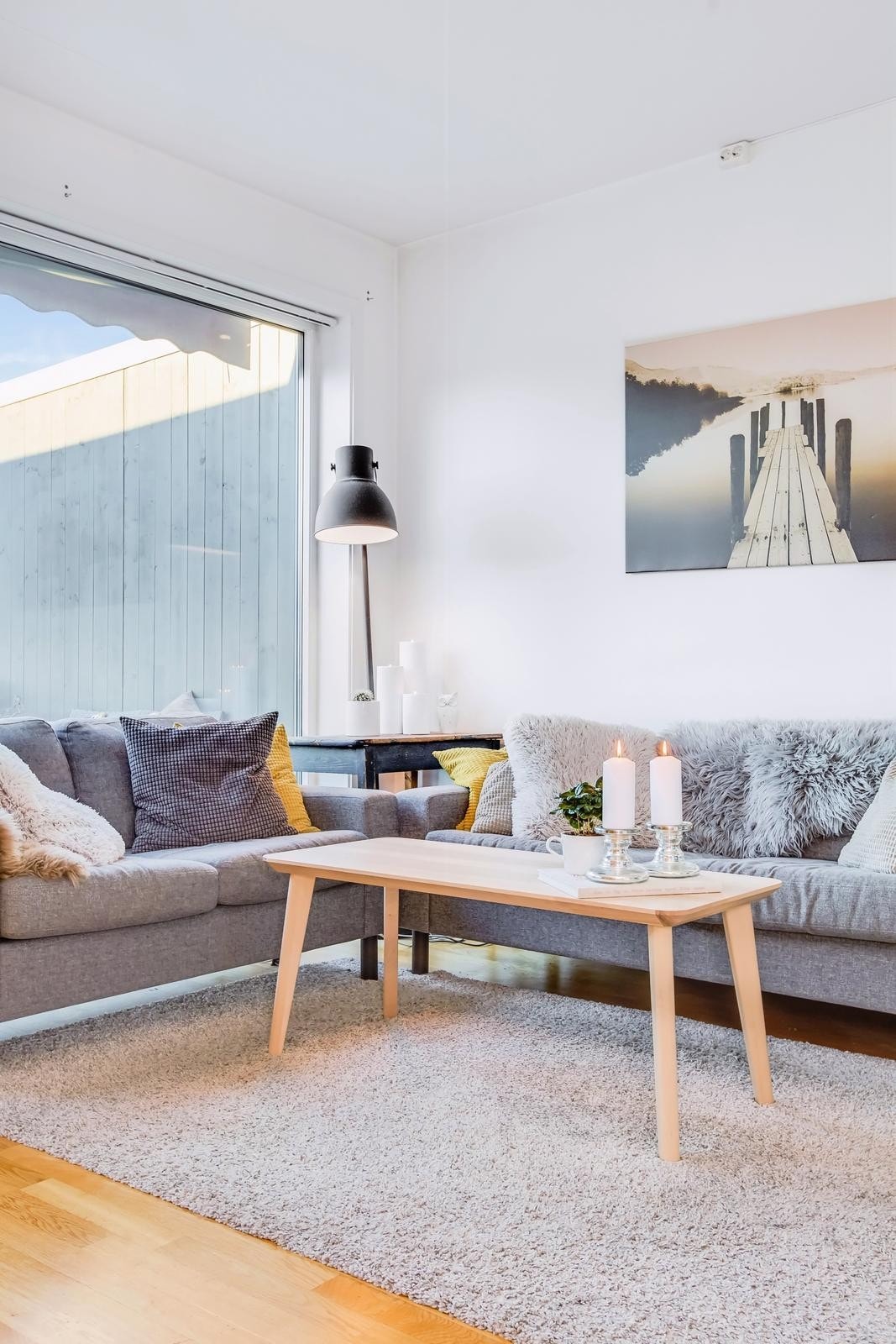 Her kan man bo i en bolig med kvaliteter som gode solforhold, alt på et plan, kjøkken og bad TG1 og barnevennlige omgivelser. Galleribilde